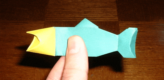 Origami Singing fish by Gilad Aharoni. Folded from a rectangle of duo origami paper by Gilad Aharoni on giladorigami.com