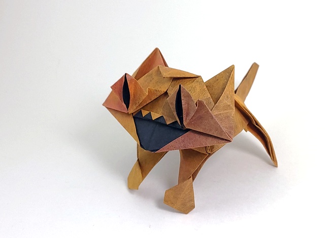 Origami Alley cat by Kobayashi Hiroaki folded by Gilad Aharoni