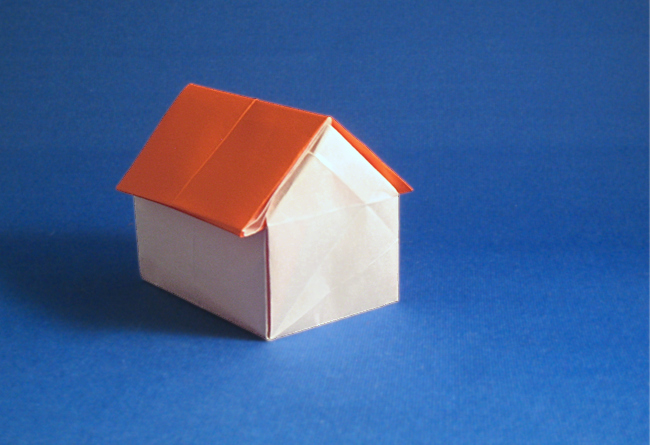 Origami Cottage by Peter Engel. Folded from a square of origami paper by Gilad Aharoni on giladorigami.com