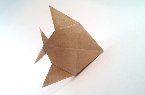 Origami Discus fish by Peter Engel. Folded from a square of Nicolas Terry's tissue-foil by Gilad Aharoni on giladorigami.com