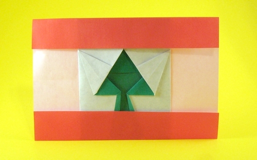 Origami Flag of Lebanon by Gilad Aharoni. Folded from 2 squares of origami paper by Gilad Aharoni on giladorigami.com
