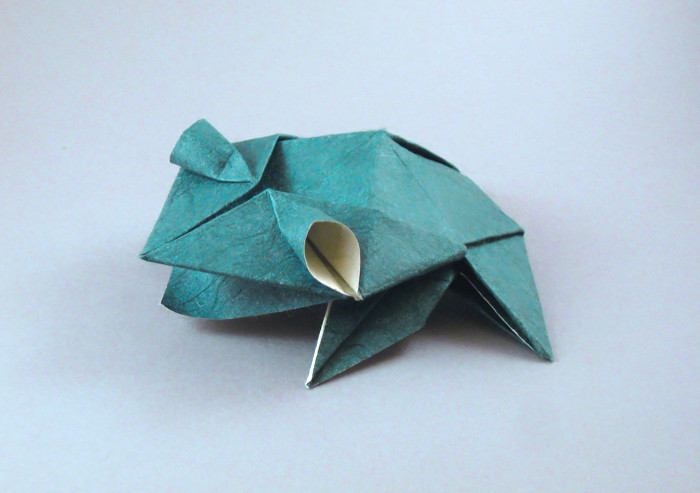 Origami Frog by Roman Diaz. Folded by Gilad Aharoni on giladorigami.com