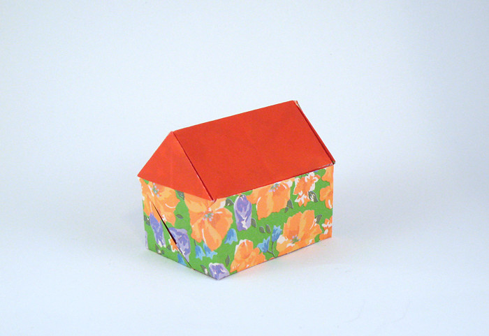 Origami House by Roman Diaz. Folded from a square of duo origami paper by Gilad Aharoni on giladorigami.com