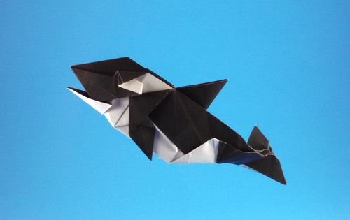 Origami Killer whale by Yamada Katsuhisa. Folded by Gilad Aharoni on giladorigami.com