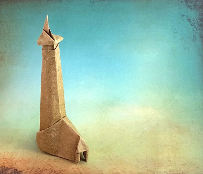 Origami Lighthouse by Akira Yoshizawa. Folded from a square of Elephant-Hide by Gilad Aharoni on giladorigami.com