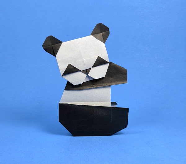 Origami Panda by Steve Biddle. Folded from 2 squares of origami paper by Gilad Aharoni on giladorigami.com