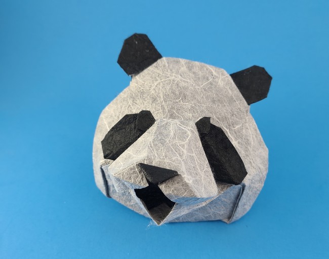Origami Panda head by Imai Kota. Folded from a square of Duo-Thai origami paper by Gilad Aharoni on giladorigami.com