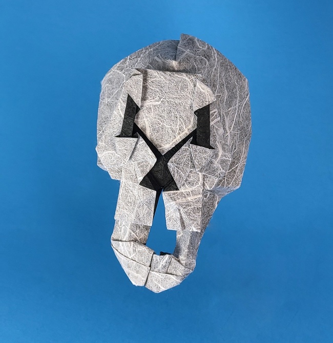Origami Papyrus by Nakamura Kaede. Folded from a square of duo Thai origami paper by Gilad Aharoni on giladorigami.com