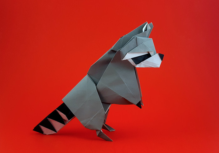 Origami Raccoon by Kyohei Katsuta. Folded from 2 squares of origami paper by Gilad Aharoni on giladorigami.com