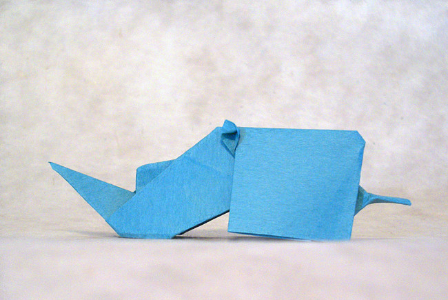 Origami Rhinoceros by Rikki Donachie. Folded from a square of origami paper by Gilad Aharoni on giladorigami.com