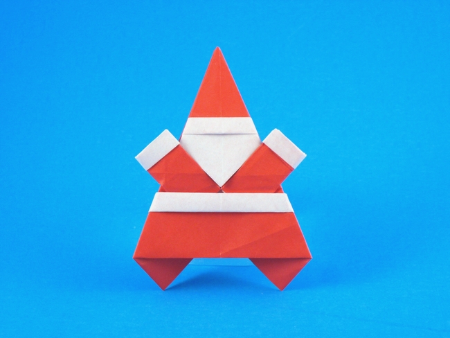 Origami Santa Claus by Nakai Tsutomu. Folded from a square of origami paper by Gilad Aharoni on giladorigami.com