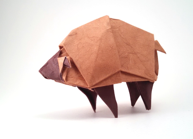 Origami Sheep by Atsunori Muraki. Wet folded from a square of double-sided mulberry paper by Gilad Aharoni on giladorigami.com