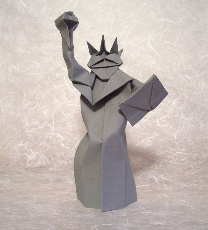 Origami Statue of Liberty by Jodi Fukumoto. Wet-folded from two $ proportioned rectangles of card-stock by Gilad Aharoni on giladorigami.com
