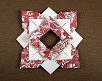 Origami Tzummarum party ring by Paula Versnick on giladorigami.com