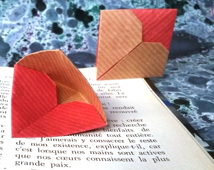 Origami Heart bookmark by Michel Grand on giladorigami.com