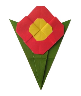 Origami Pocket posy by Gay Merrill Gross on giladorigami.com