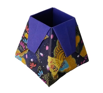 Origami Vase by Gay Merrill Gross on giladorigami.com