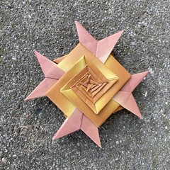 Origami Hyper shuriken by Toshikazu Kawasaki on giladorigami.com