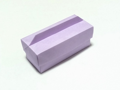 Origami Box with lidded handle by Tomoko Fuse on giladorigami.com