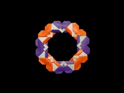 Origami Heart wreath by Futawatari Masako on giladorigami.com