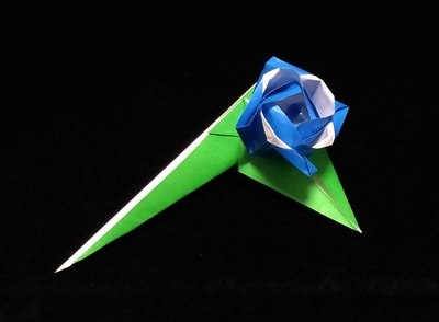 Origami Rose & leaf by Ted Norminton on giladorigami.com