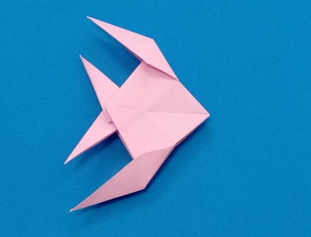 Origami Angelfish by Kato Michiaki on giladorigami.com