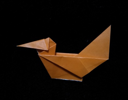 Origami Bird - nesting by Peter Muller on giladorigami.com
