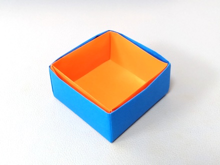 Origami Box liner by Timothy Murphy on giladorigami.com