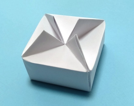 Origami Clips closure box by Vincent Floderer on giladorigami.com