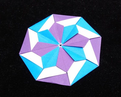 Origami Coaster by Nikaido Reiko on giladorigami.com