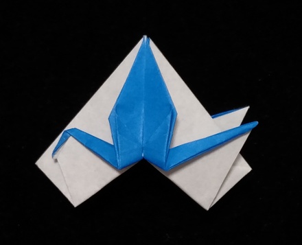 Origami Crown with cranes by Yoshida Yuya on giladorigami.com