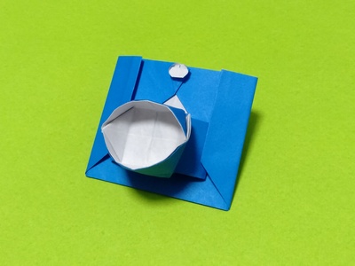 Origami Digital camera by Katsushi Nosho on giladorigami.com