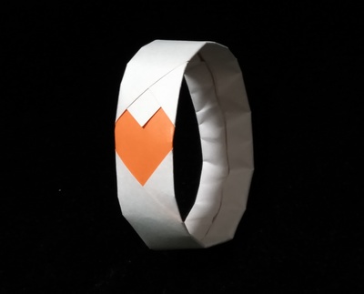 Origami Heart ring by Sumiko Momotani on giladorigami.com