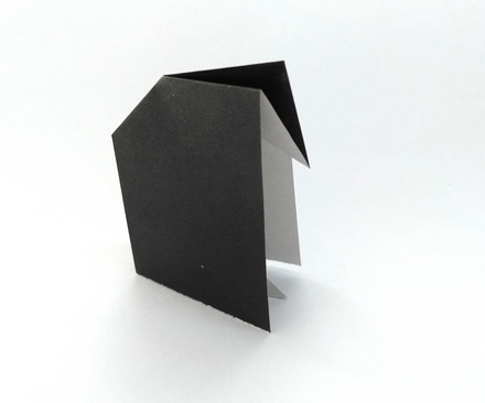 Origami Penguin - walking by Takekawa Seiryo on giladorigami.com