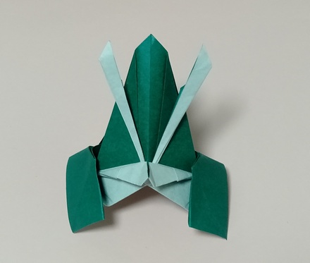 Origami Samurai helmet by Hamada Isamu on giladorigami.com