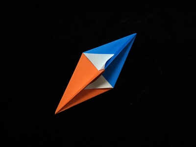 Origami Spinning wheel by Makoto Yamaguchi on giladorigami.com